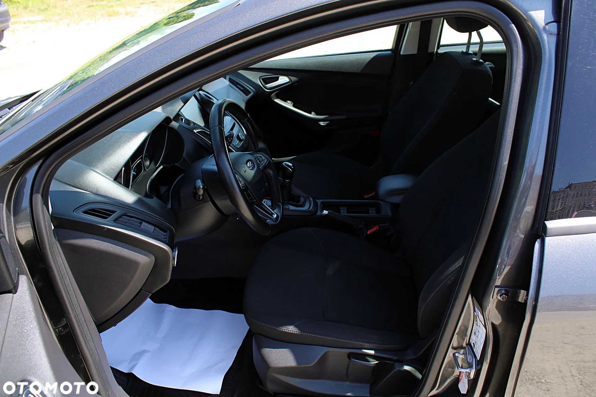 Ford Focus - 13