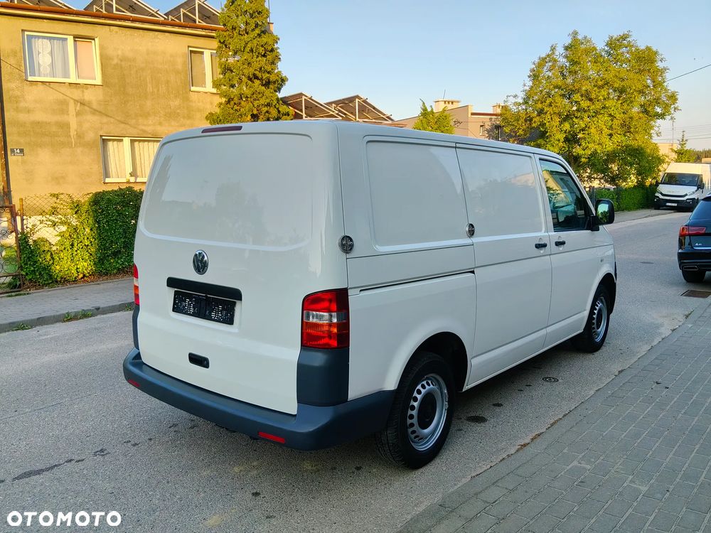 Volkswagen T5 - 4