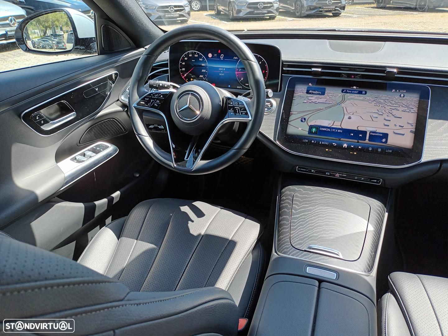 Mercedes-Benz E 220 d Avantgarde - 17