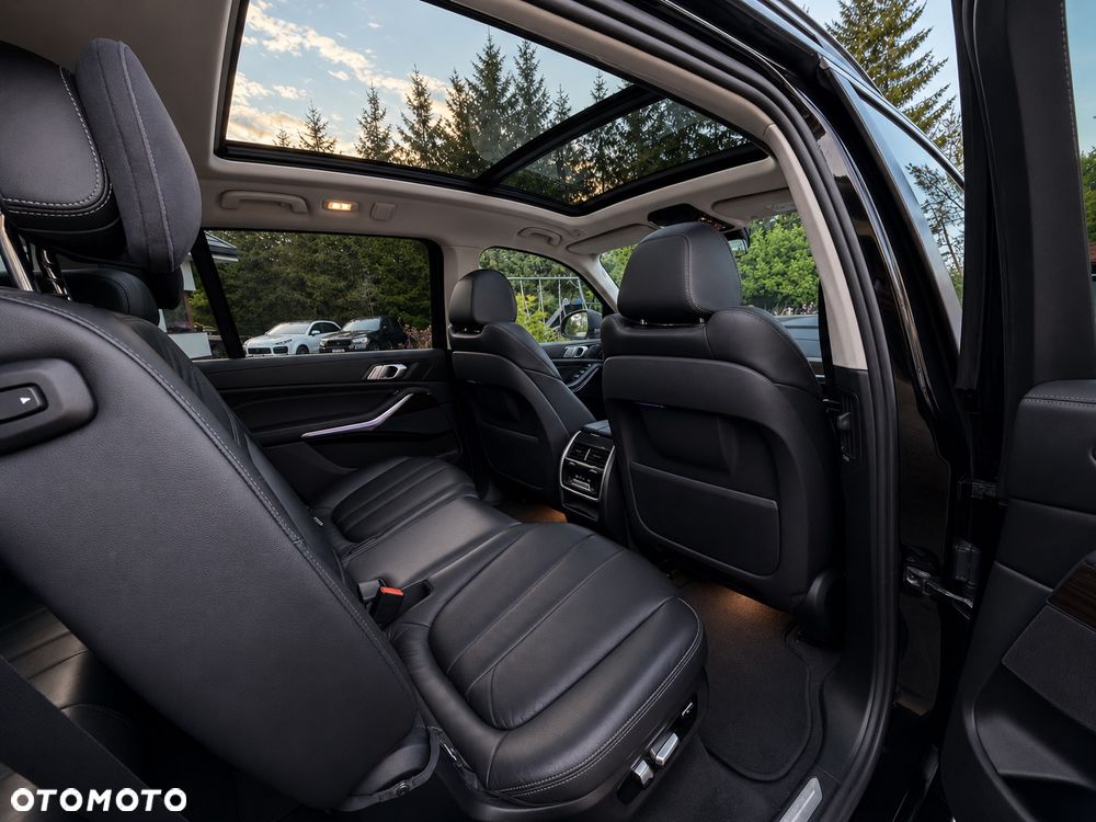 BMW X7 xDrive30d - 15