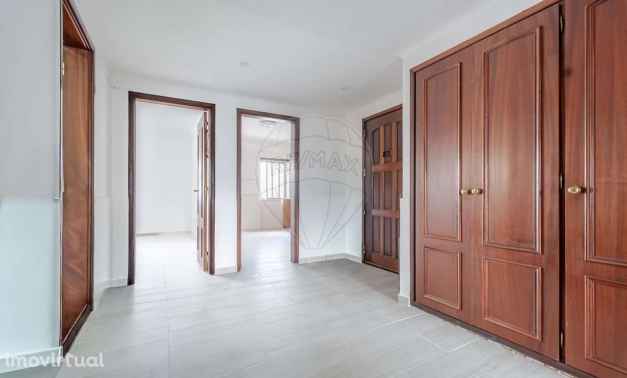 Apartamento T2 para arrendamento - Grande imagem: 2/19