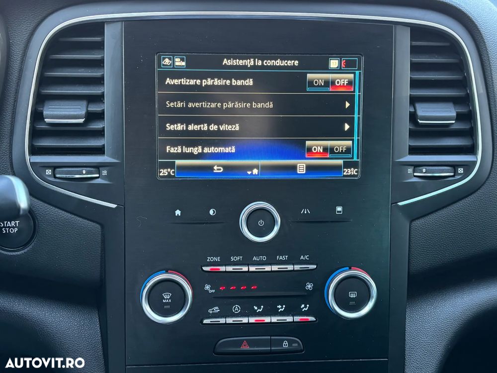 Renault Megane TCE 140 Equilibre - 20