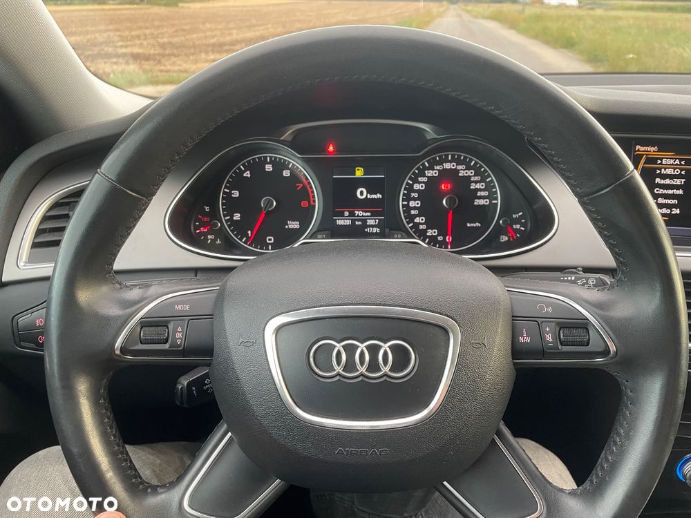 Audi A4 ver-1-8-tfsi-s-line-sportpaket - 11
