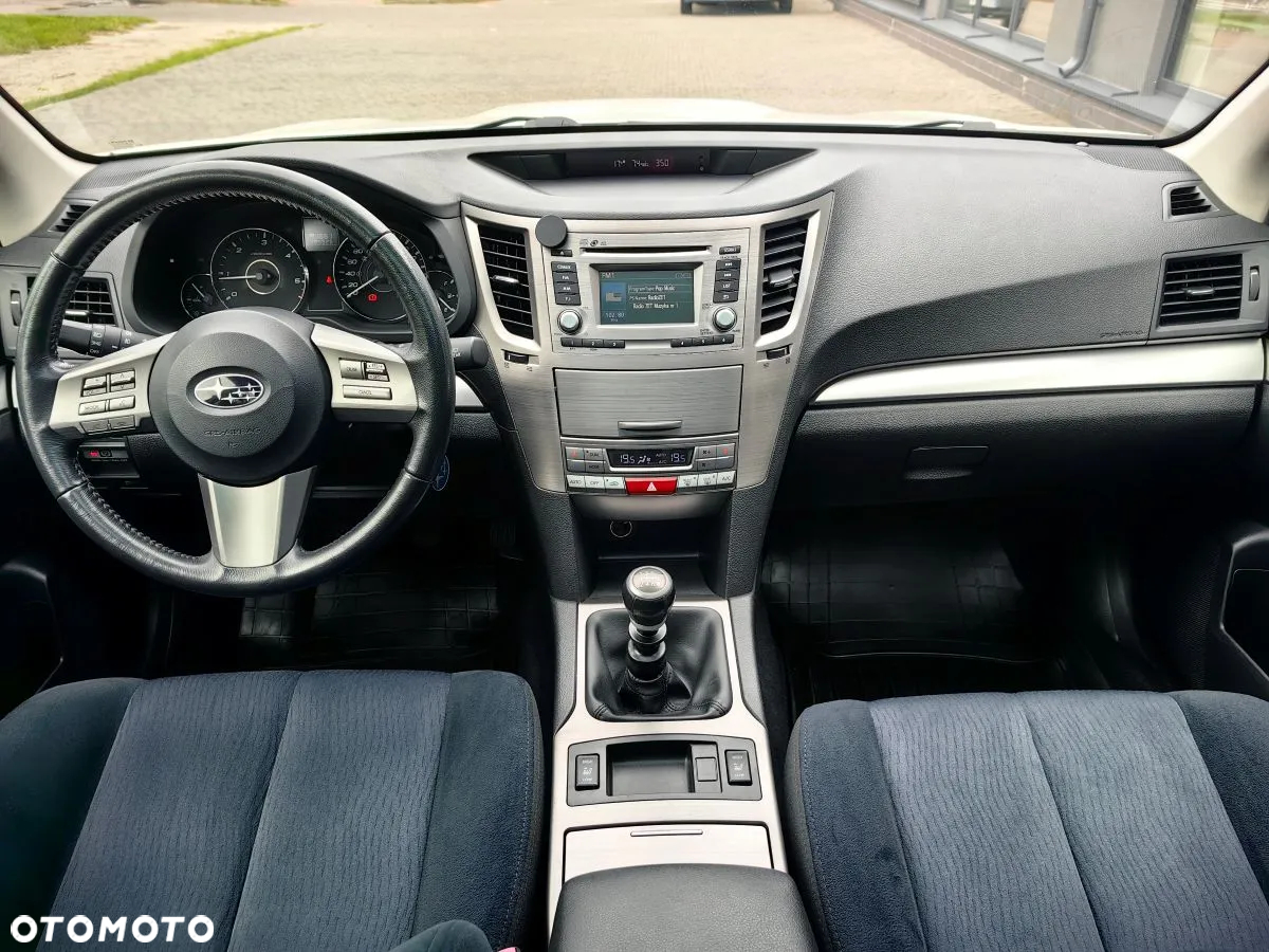 Subaru Outback 2.0D Trend - 9
