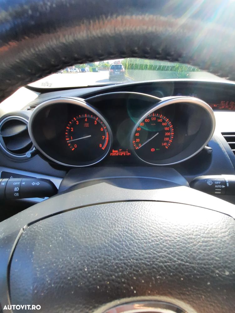 Mazda 3 - 7
