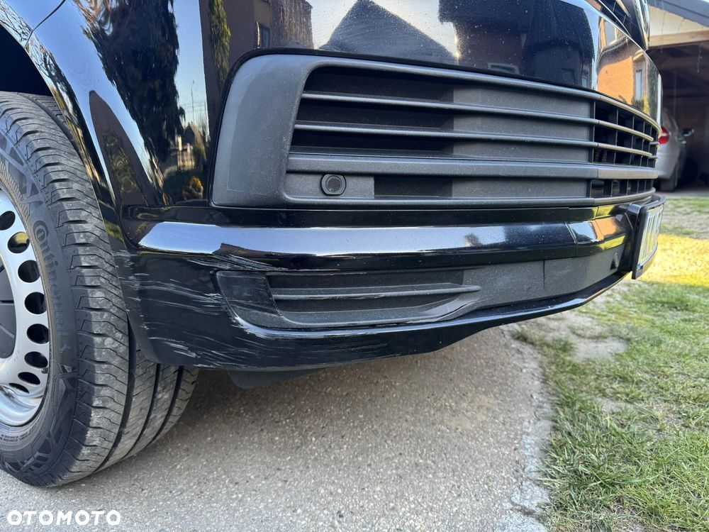 Volkswagen Caravelle - 7