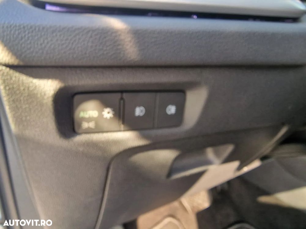 Skoda Octavia 2.0 TDI DSG Style - 11