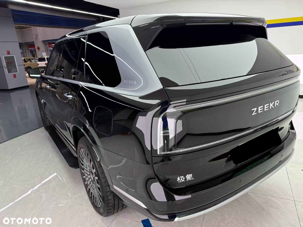 ZEEKR 9X - 5