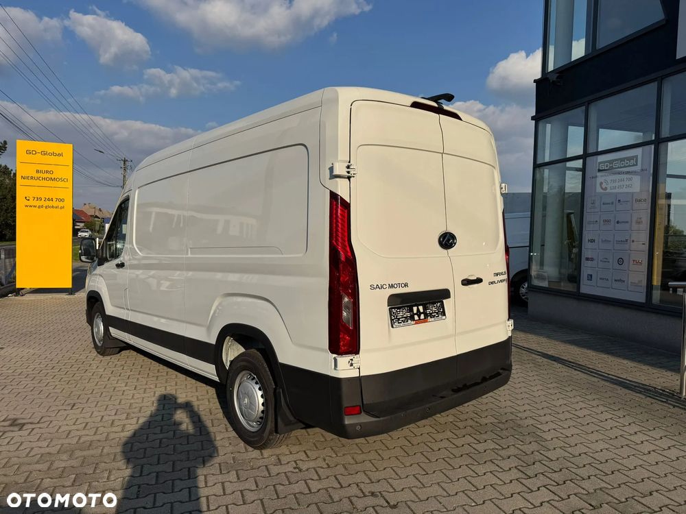 Maxus Deliver 9 - 12