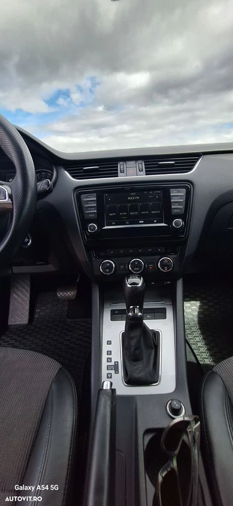 Skoda Octavia 1.6 TDI DSG Style - 8