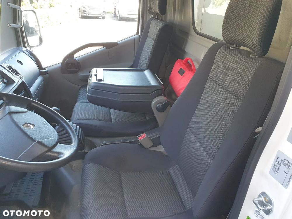 Fotele  Nissan Cabstar Renault Maxity - 2