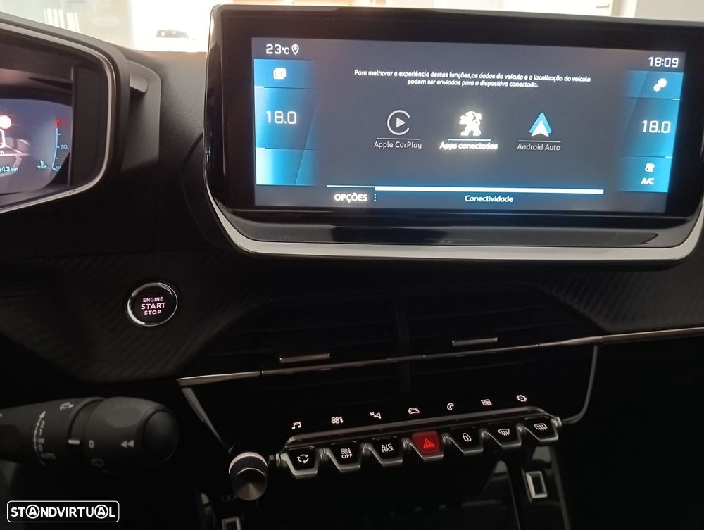 Peugeot 2008 1.5 BlueHDi Allure Pack - 20