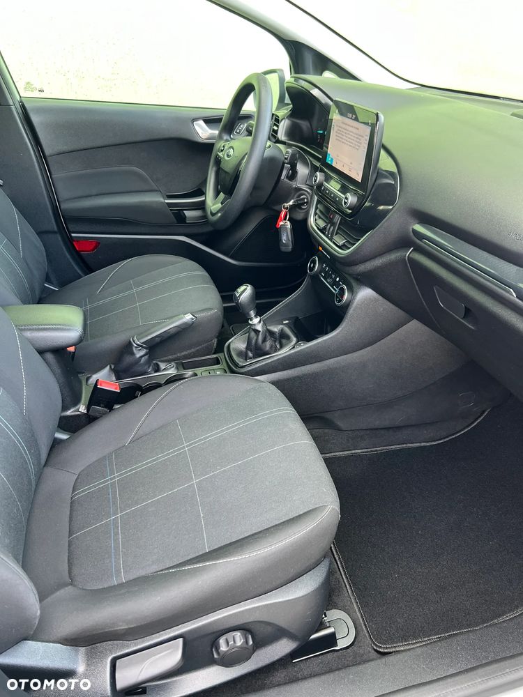 Ford Fiesta - 12