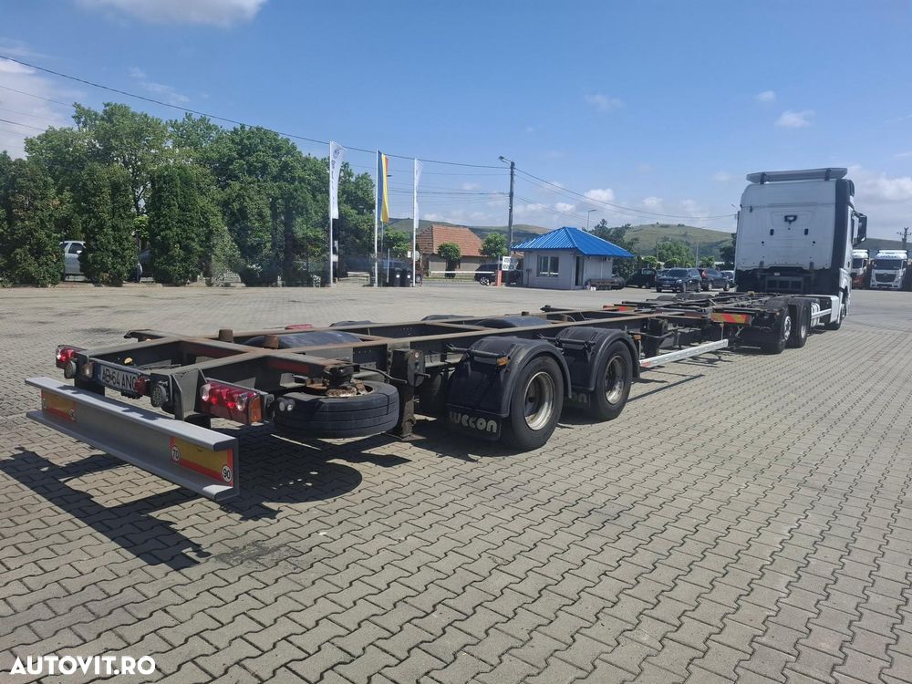 Mercedes-Benz ACTROS - 3