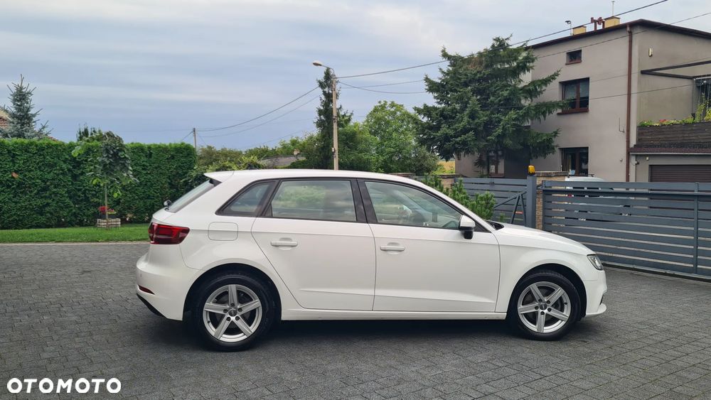 Audi A3 Sportback 30 TFSI - 12