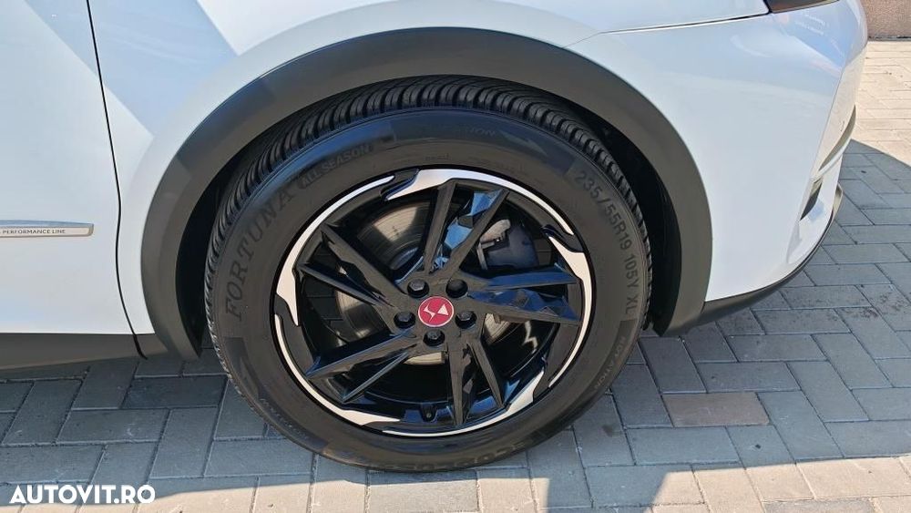 DS Automobiles DS 7 Crossback - 35