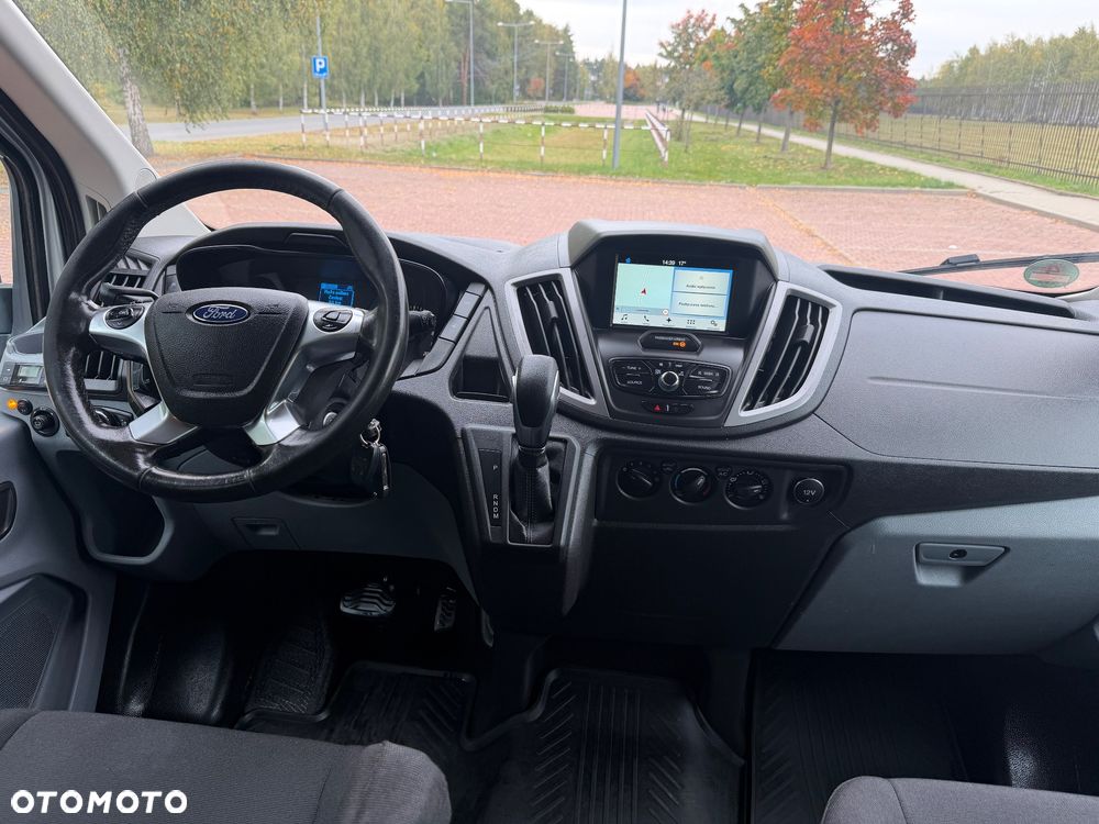 Ford Transit - 18