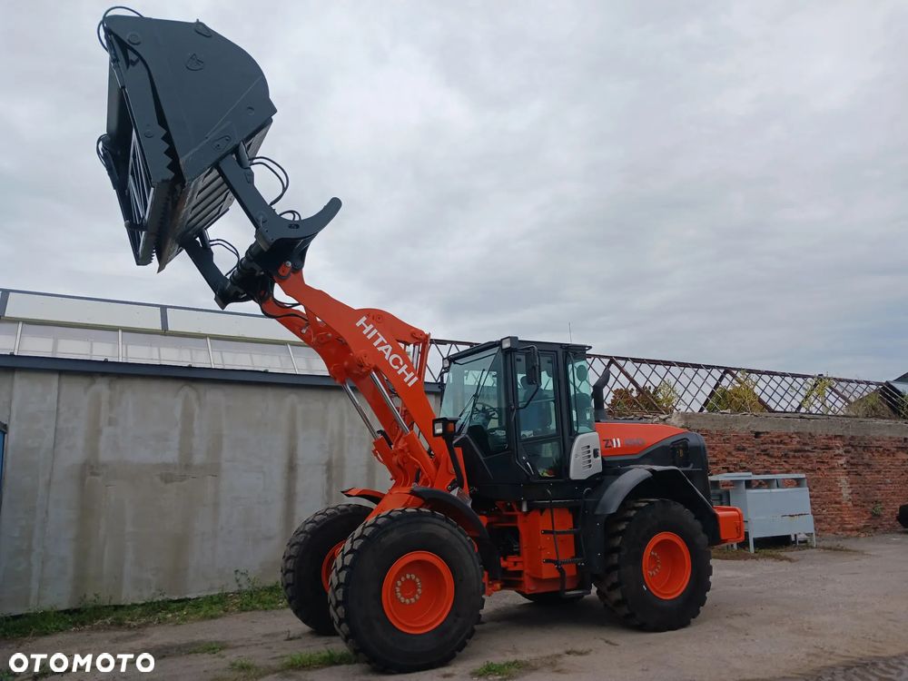 Hitachi ZW 150 - 8