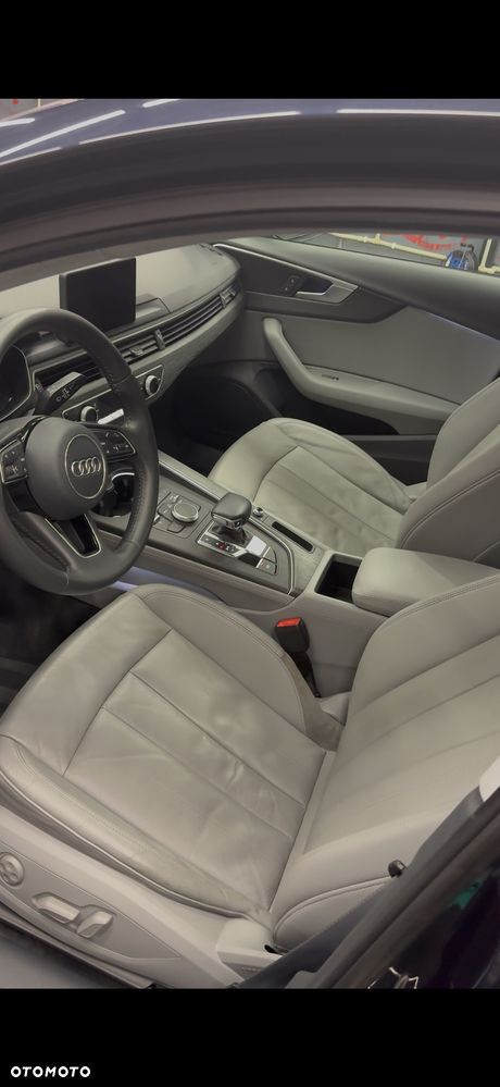 Audi A4 Limousine - 9