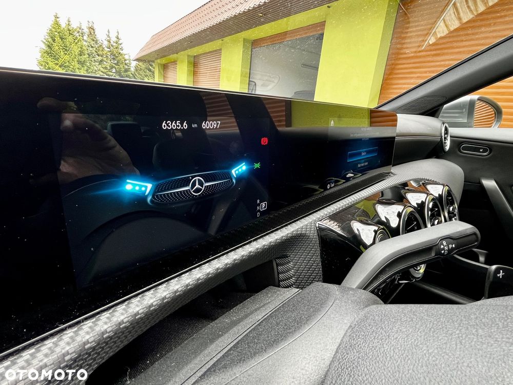 Mercedes-Benz CLA 180 d 8G-DCT Edition Progressive Line - 25