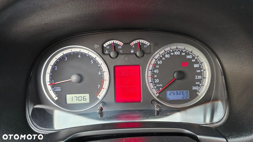 Volkswagen Golf IV 1.6 Trendline - 12