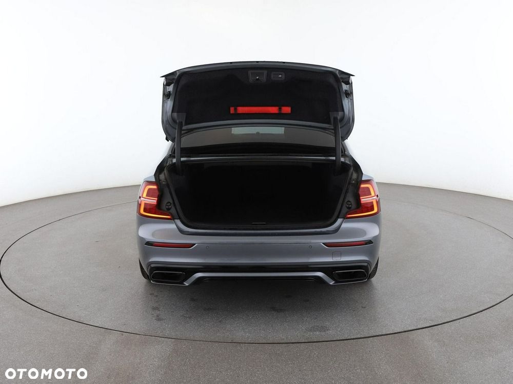 Volvo S60 T8 AWD Plug-In Hybrid Polestar Engineered - 20
