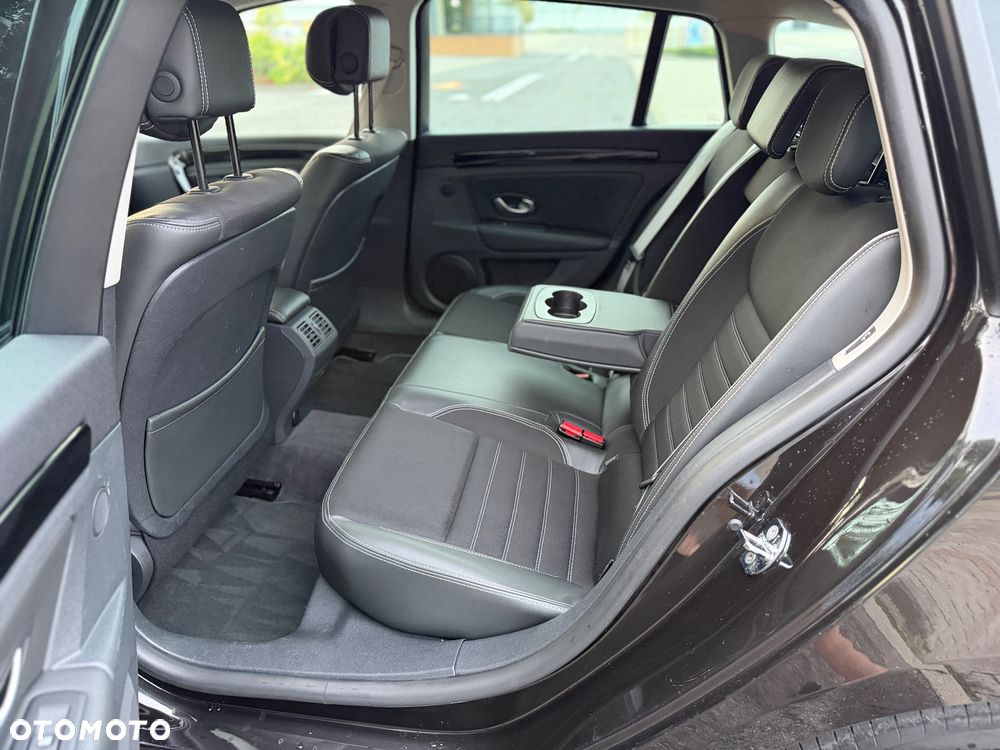 Renault Laguna 2.0 T Bose Edition - 17
