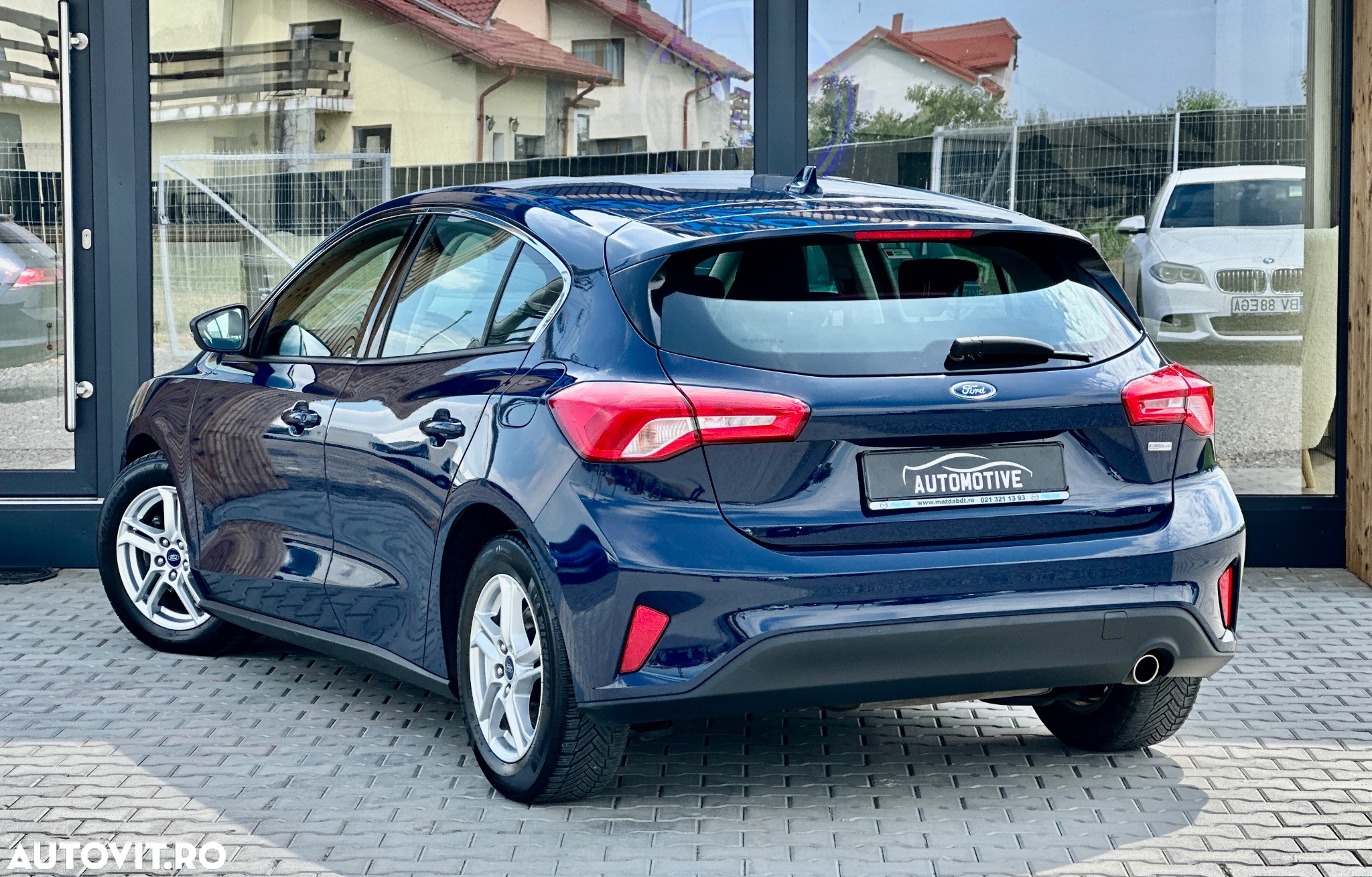 Ford Focus 1.5 EcoBlue Active Business - 4