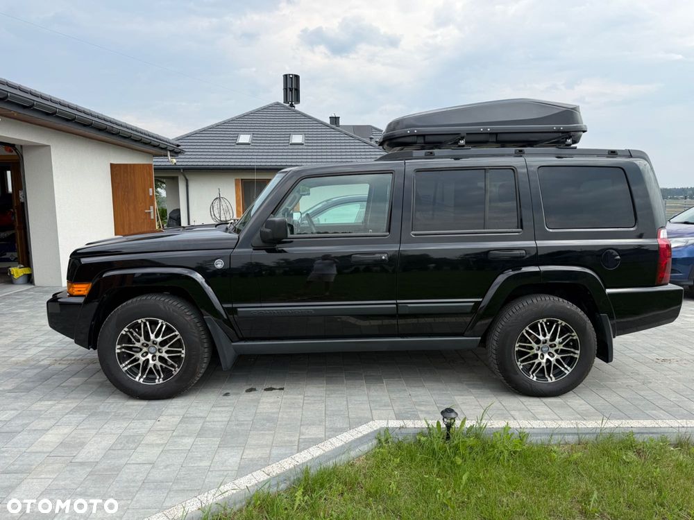 Jeep Commander - 2