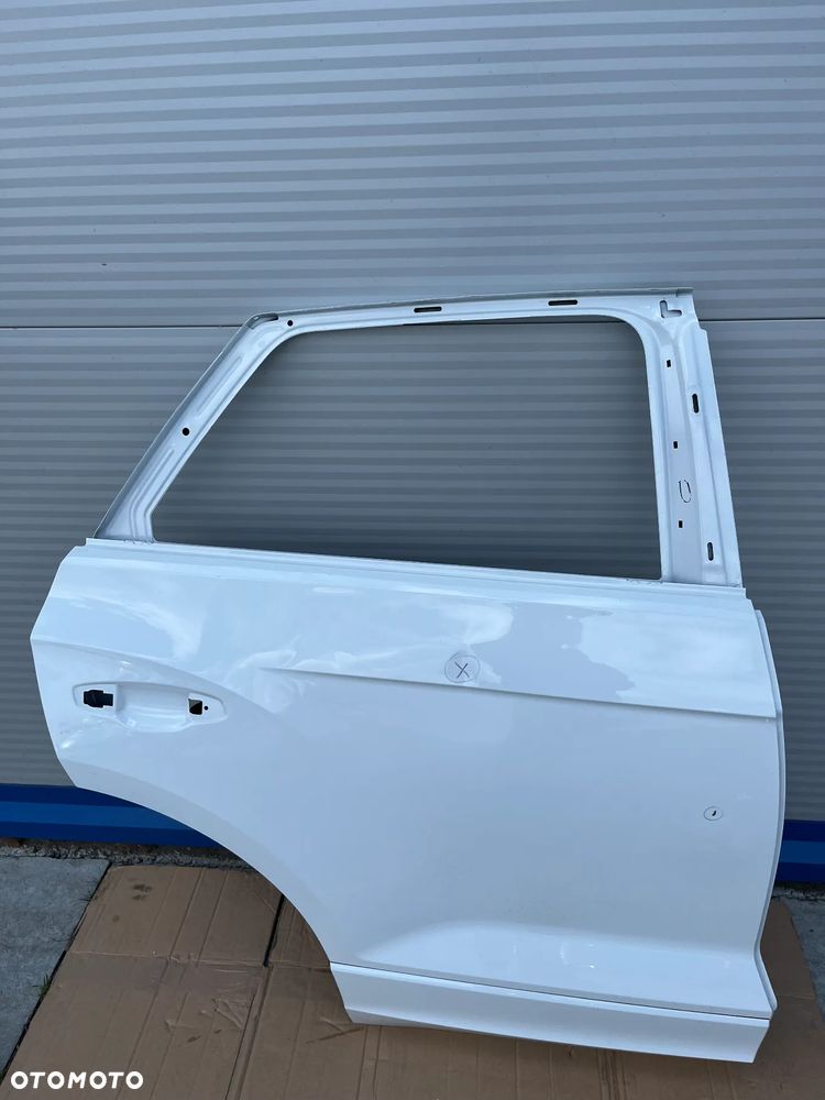 Drzwi tył tylne prawe VW T-ROC  2GA833312M - 1