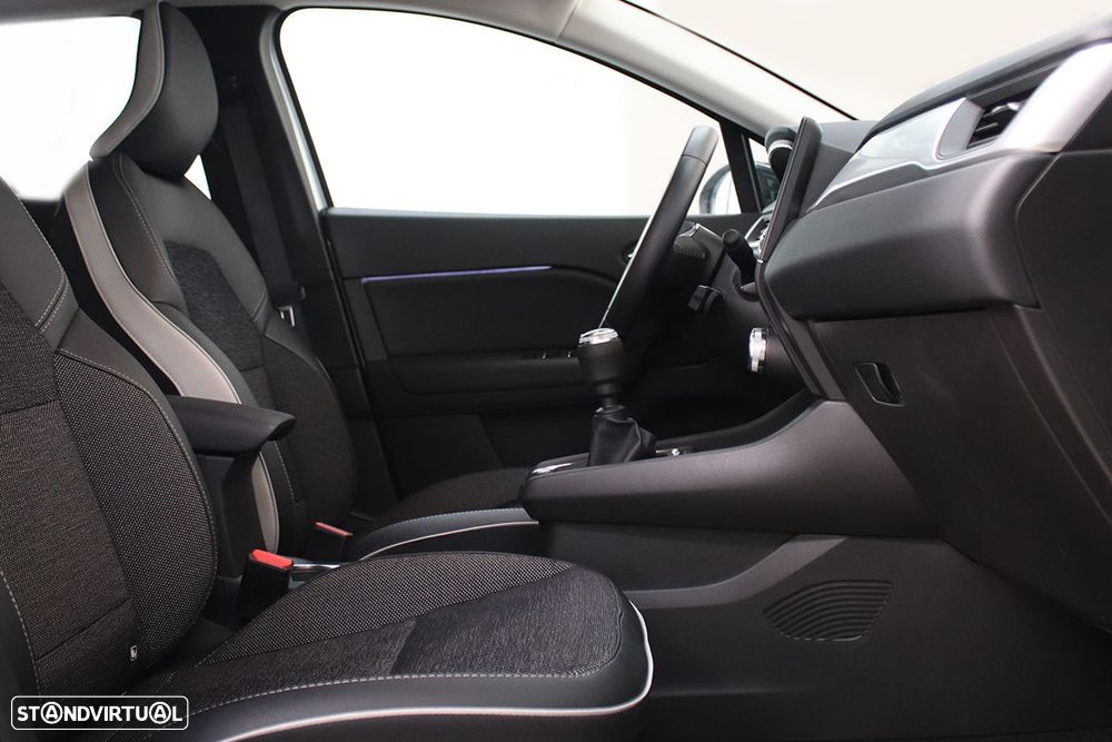 Renault Captur 1.0 TCe Techno Bi-Fuel - 22