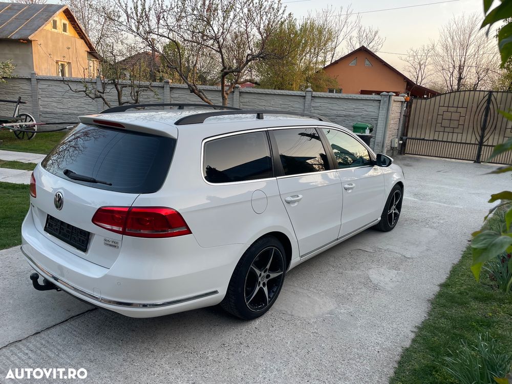 Volkswagen Passat - 4