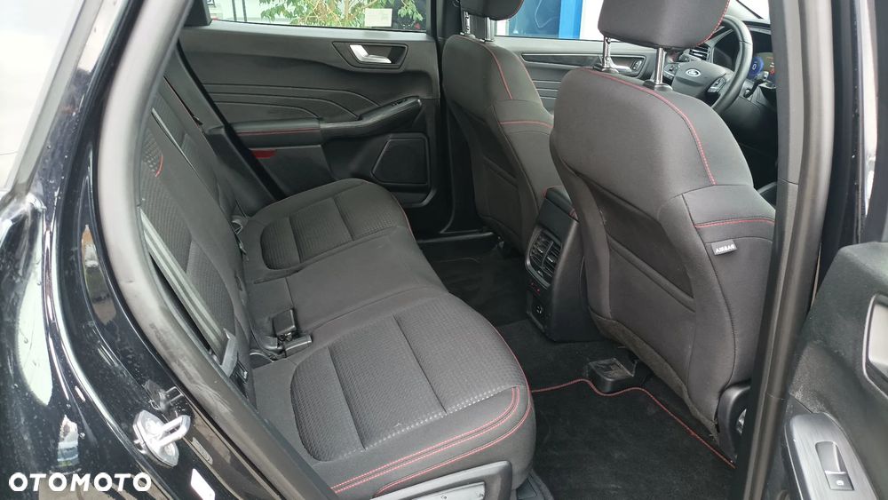 Ford Kuga 2.5 FHEV FWD ST-Line - 12
