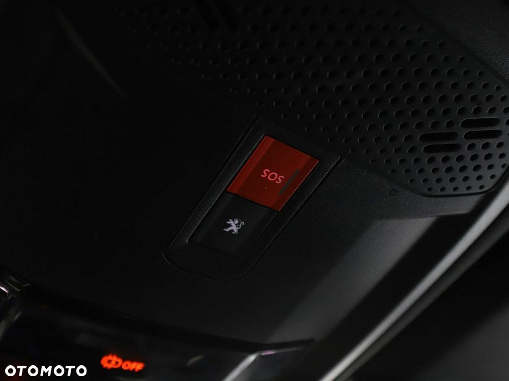 Peugeot 2008 1.2 PureTech GT Line S&S EAT8 - 36