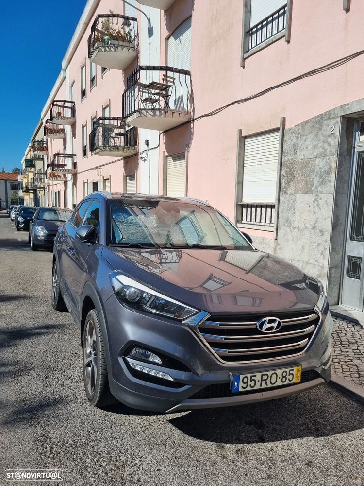 Hyundai Tucson 1.7 CRDi Executive - 3