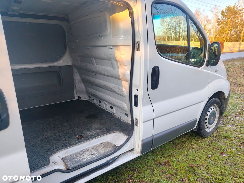 Renault Trafic - 8