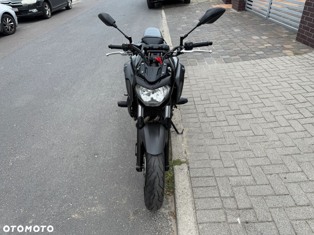 Yamaha MT - 2