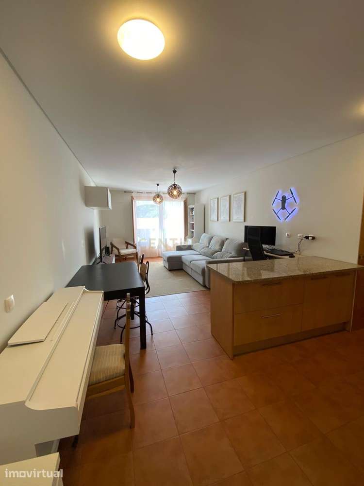 T1 . 80M2 COM TERRAÇO DE 19M2 - MERCEANA . A 15 MIN DE TORRES VEDRAS E - Grande imagem: 2/9