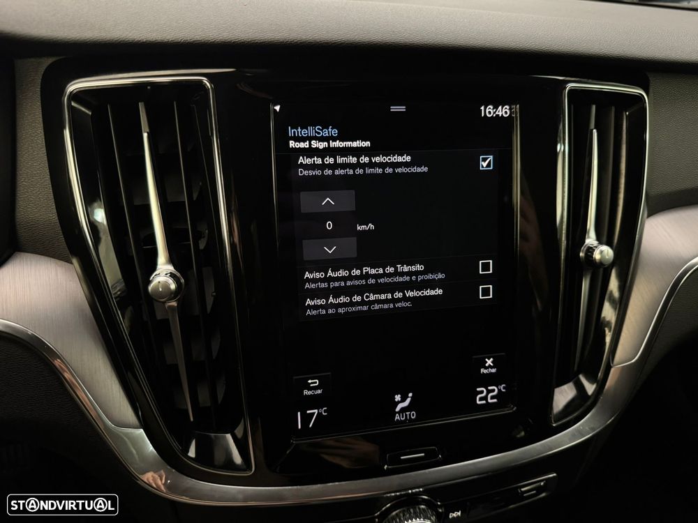 Volvo V60 2.0 T6 AWD TE R-Design Expression - 51