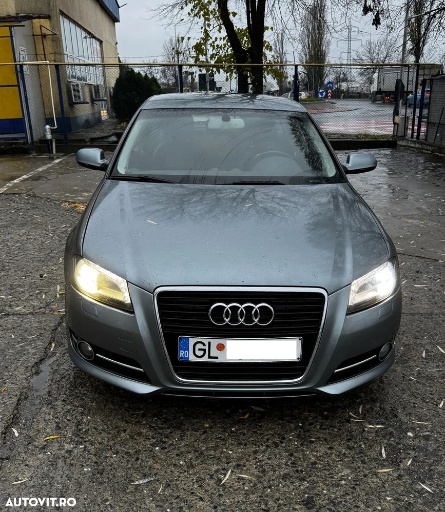 Audi A3 Sportback 1.6 TDI Ambiente - 2