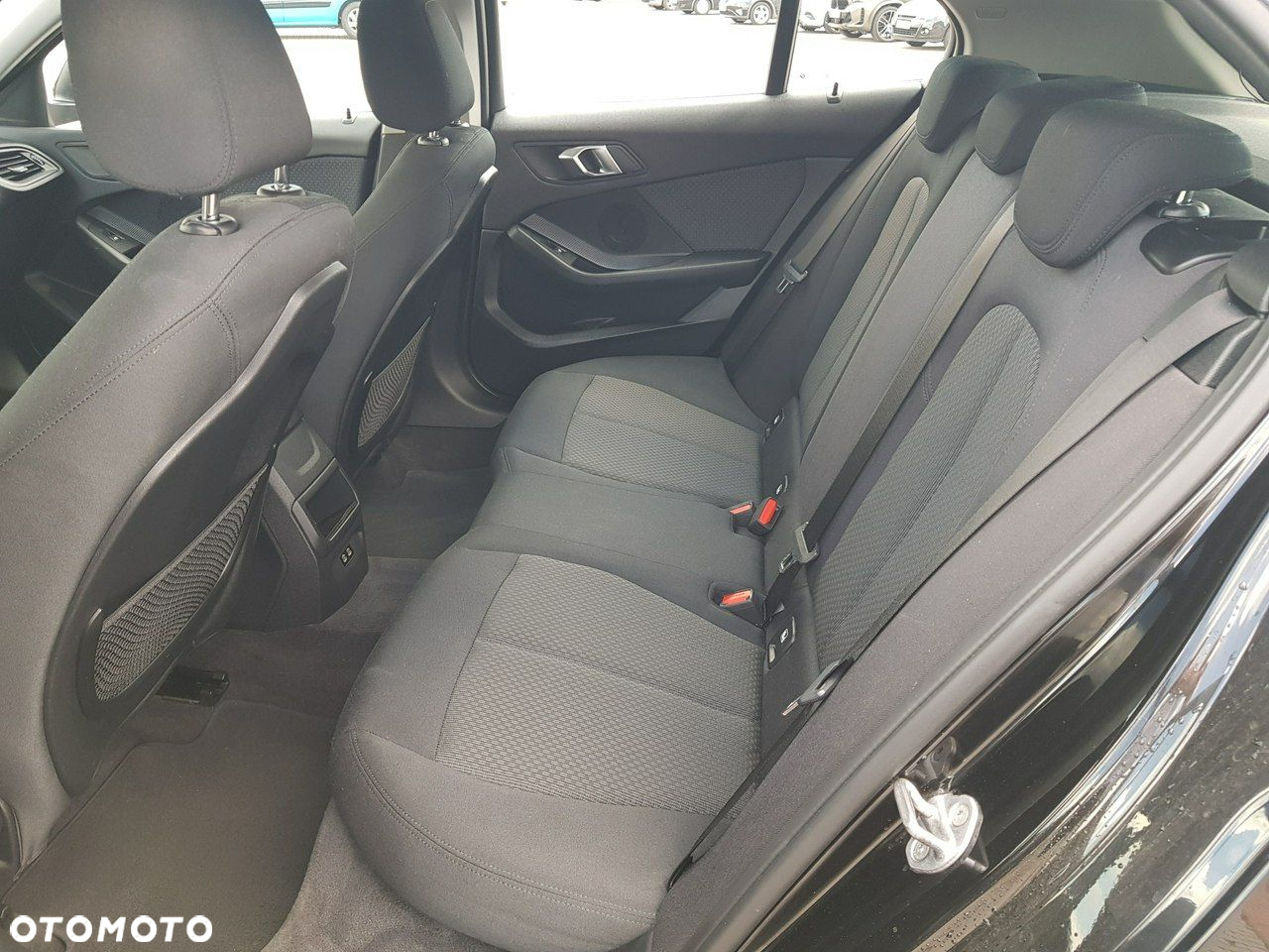 BMW Seria 1 118i Advantage - 11