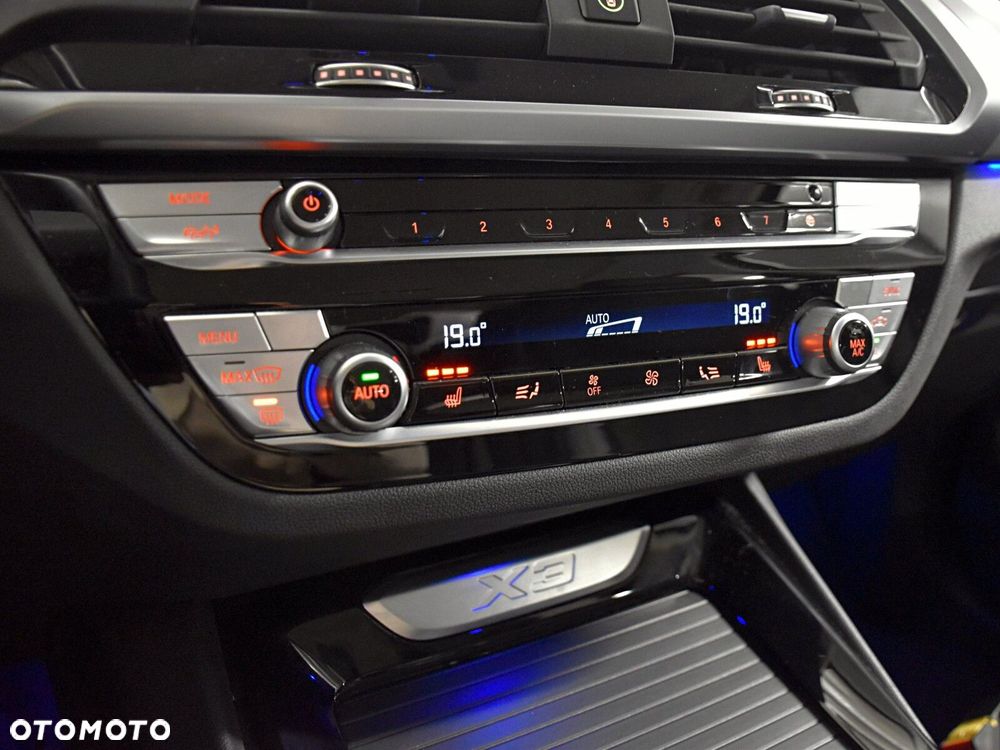 BMW X3 - 18