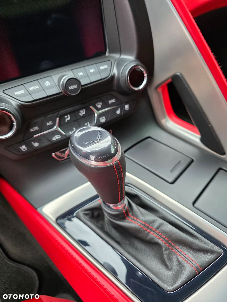 Chevrolet Corvette Stingray 3LT 6.2 V8 Automatik - 8