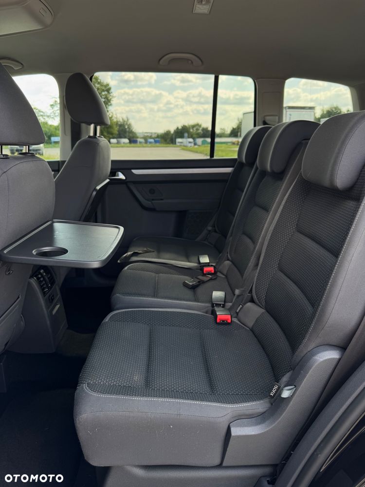 Volkswagen Touran 1.4 TSI DSG Comfortline - 18