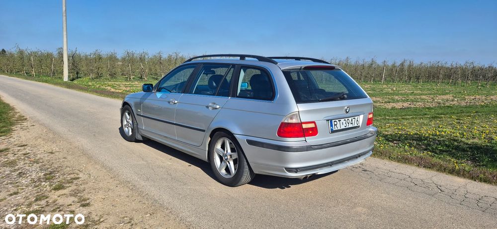 BMW Seria 3 320i - 2