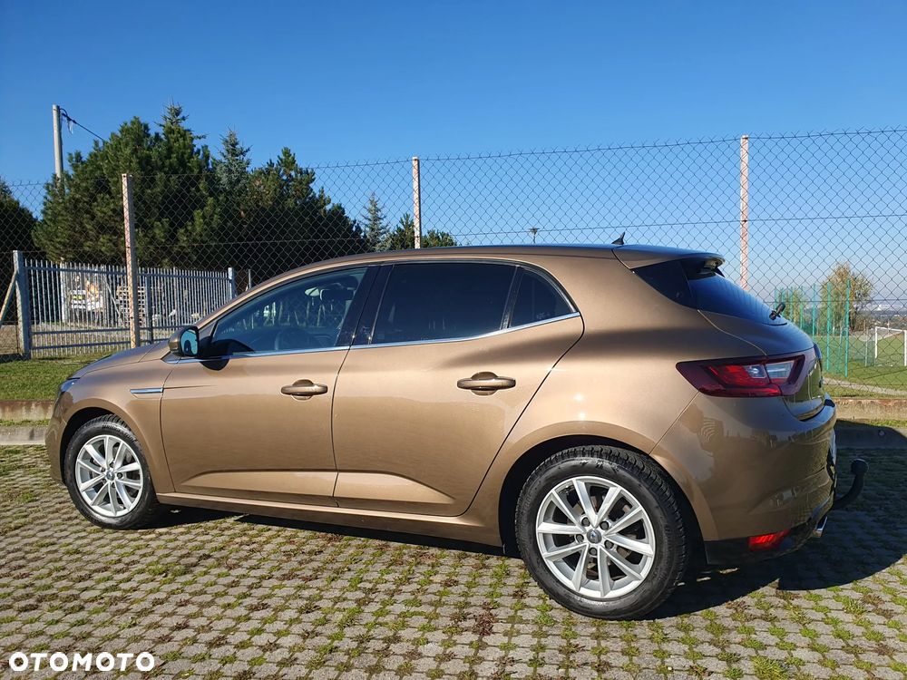 Renault Megane ENERGY TCe 130 BOSE EDITION - 35