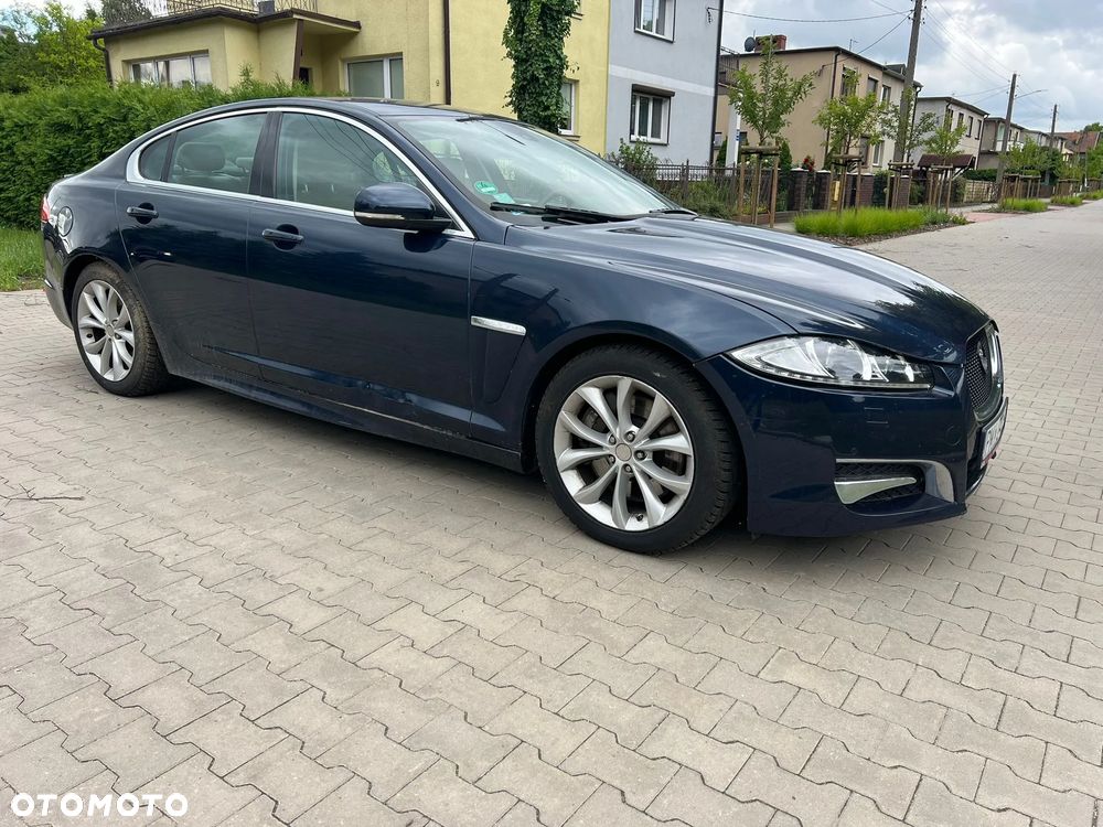 Jaguar XF - 2