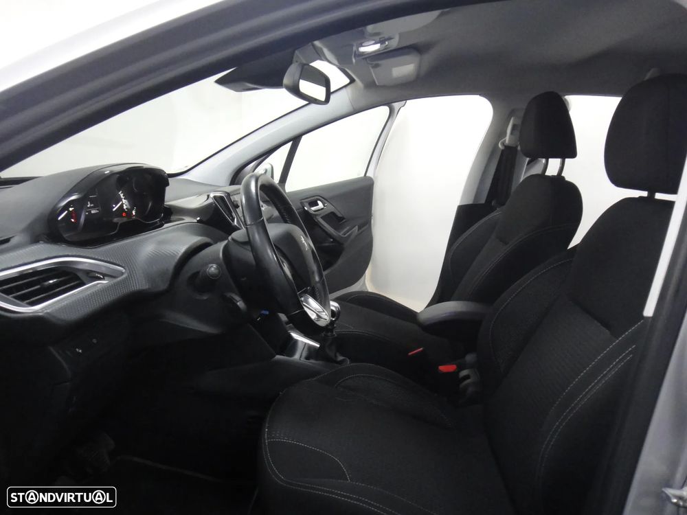 Peugeot 208 PureTech 110 Stop & Start Tech Edition - 12