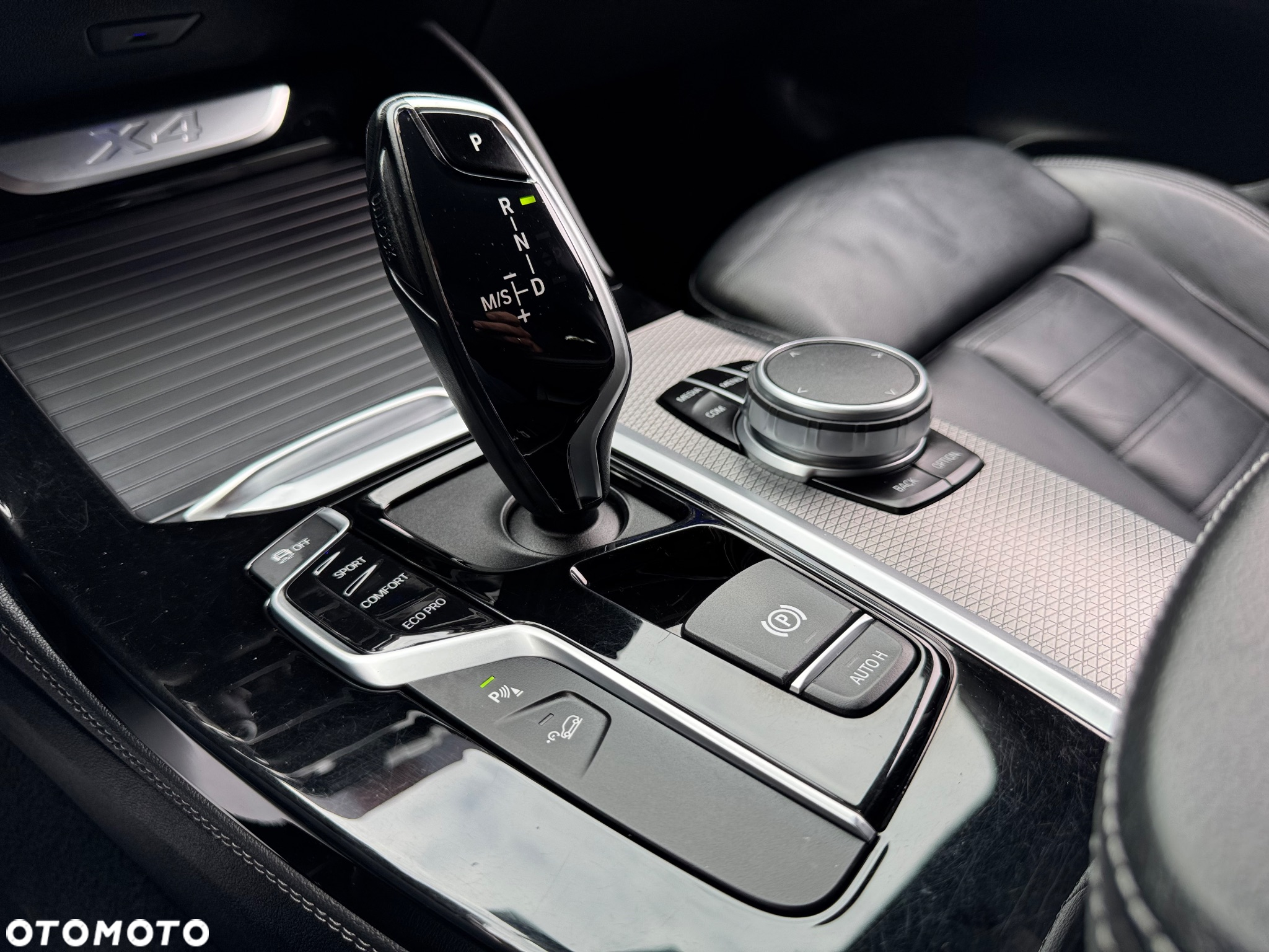 BMW X4 xDrive20i M Sport - 34