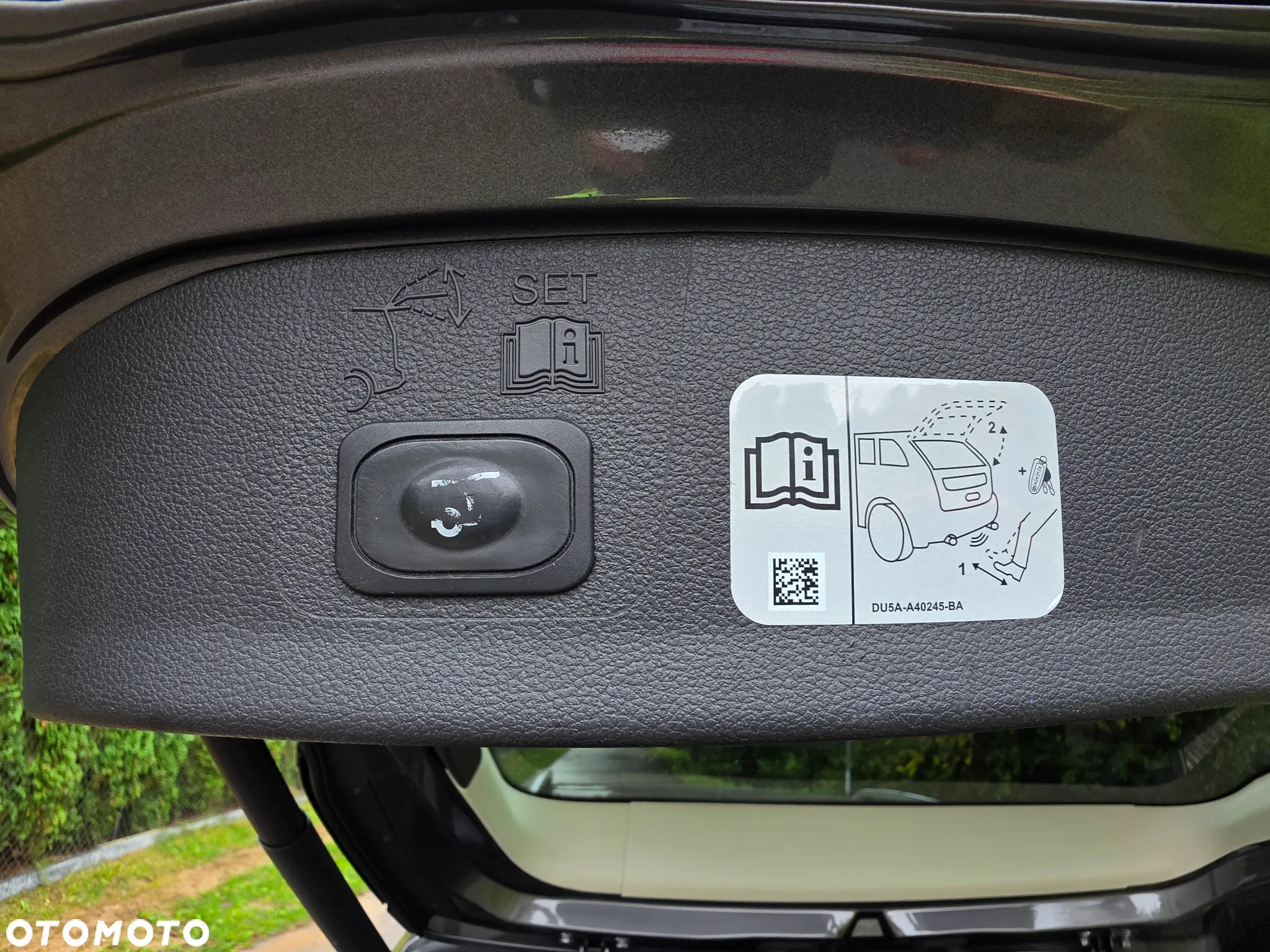 Ford Kuga - 10